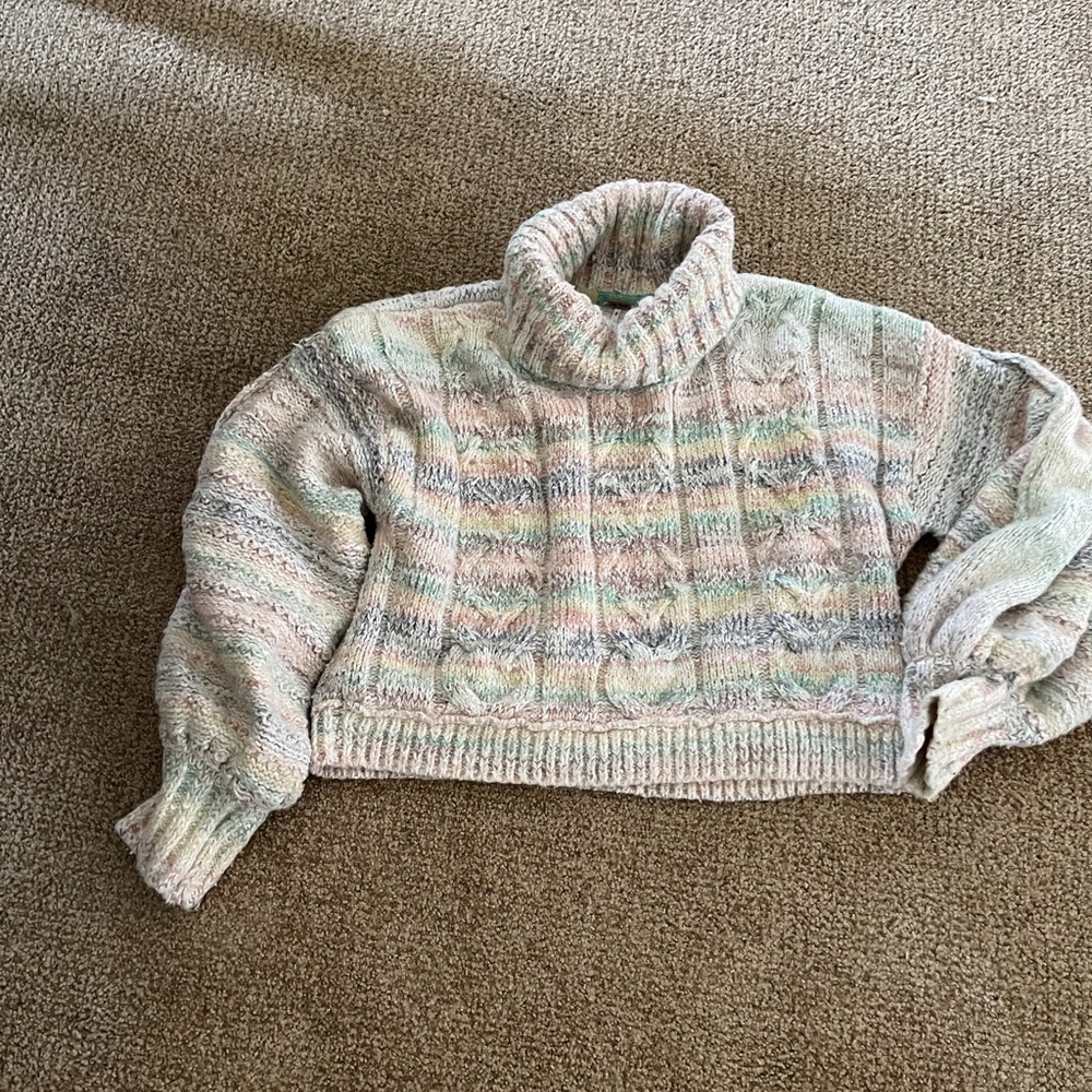 Free People balloon sleeve sweater - size large